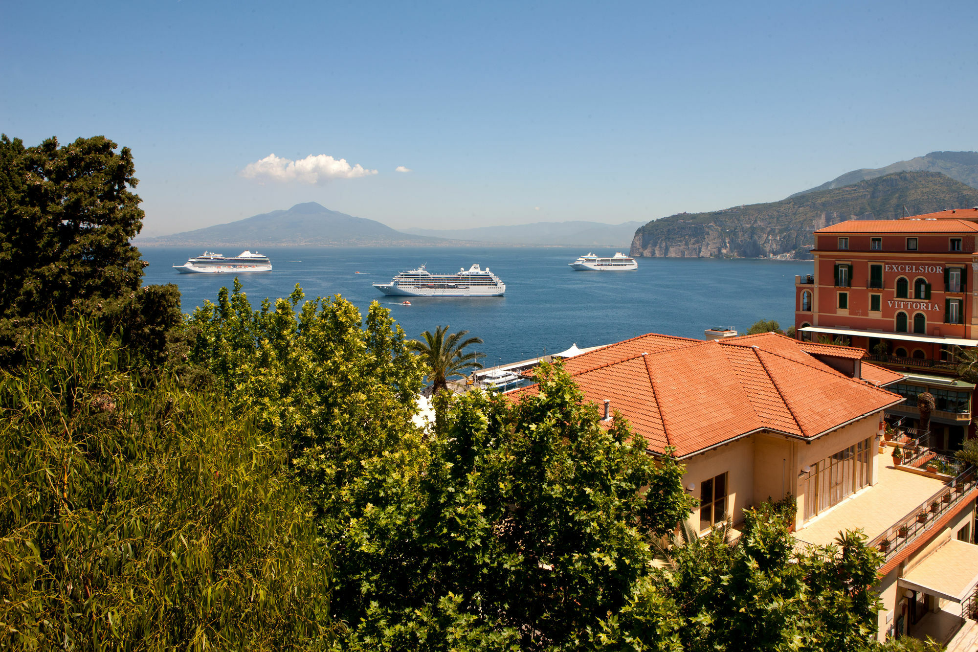 Al Centro Suites Sorrento Eksteriør bilde